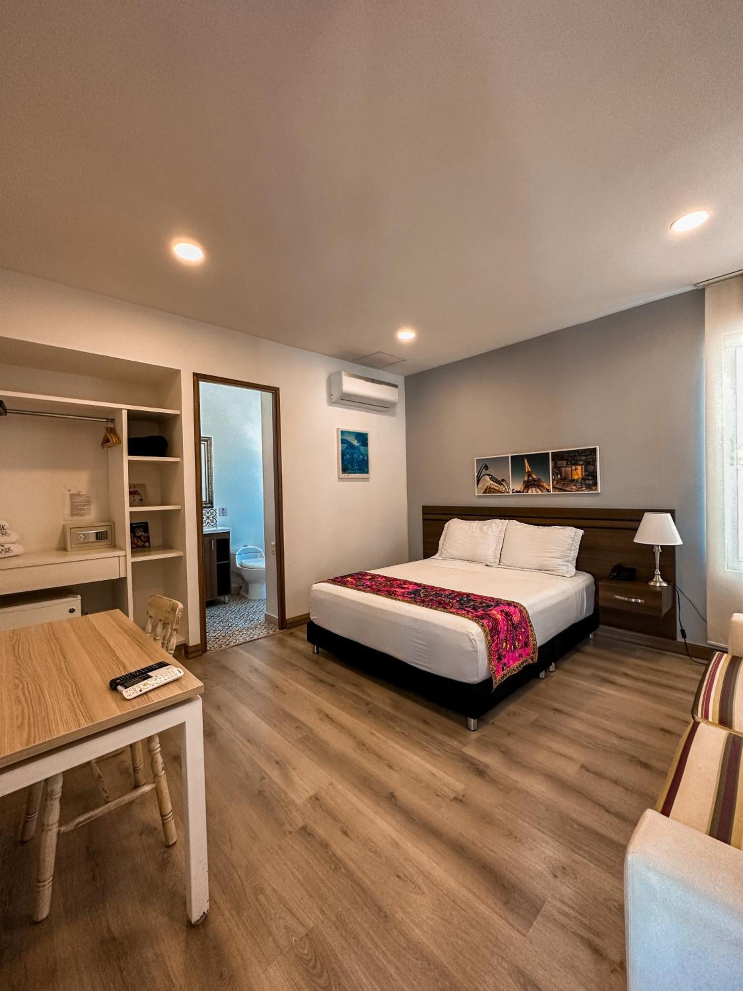 Malik Hotel Boutique กาลี ภายนอก รูปภาพ